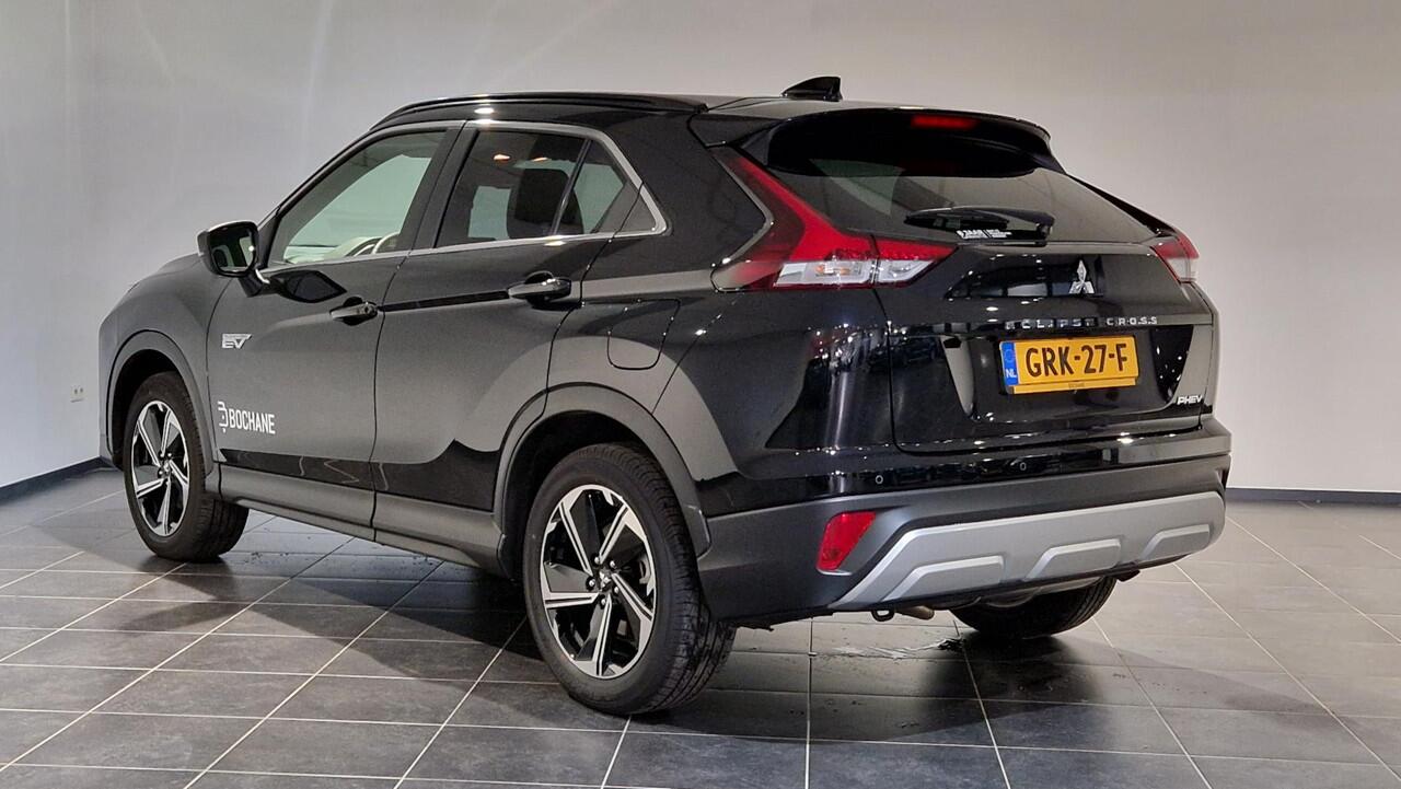 Mitsubishi ECLIPSE Cross 2.4 PHEV Intense+ | Navigatie | Camera |