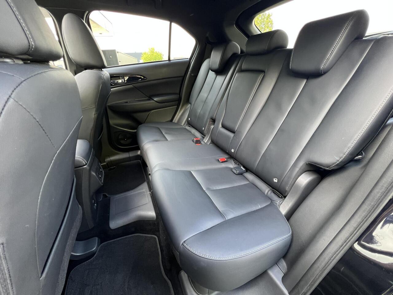 Mitsubishi ECLIPSE Cross 2.4 PHEV Instyle | Adaptieve Cruise Control | Panoramadak | Leder | FABRIEKSGARANTIE TOT 01-2032!