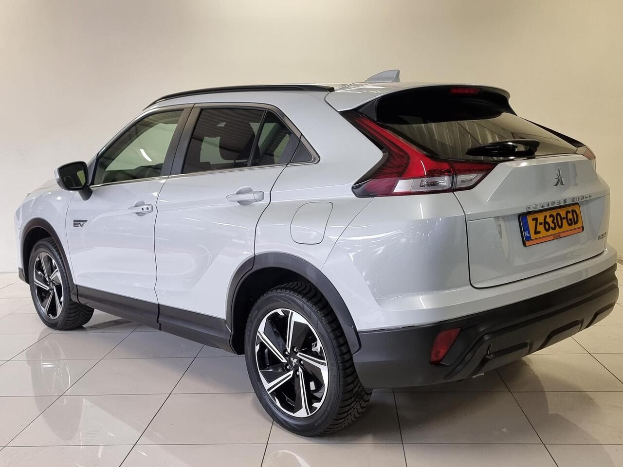 Mitsubishi ECLIPSE Cross 2.4 PHEV Intense | Apple Carplay & Android Auto | Achteruitrijcamera | Climate Control |