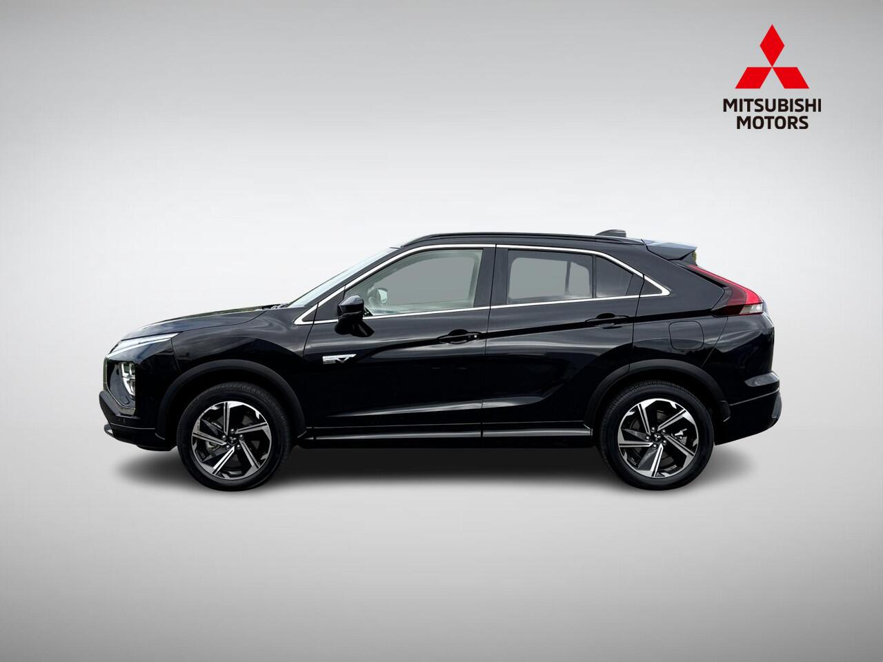 Mitsubishi ECLIPSE Cross 2.4 PHEV Executive | Stuur- + Stoelverwarming | Dodehoek Detectie | Adapt. Cruise Control | 360° Camera | Rijklaarprijs!