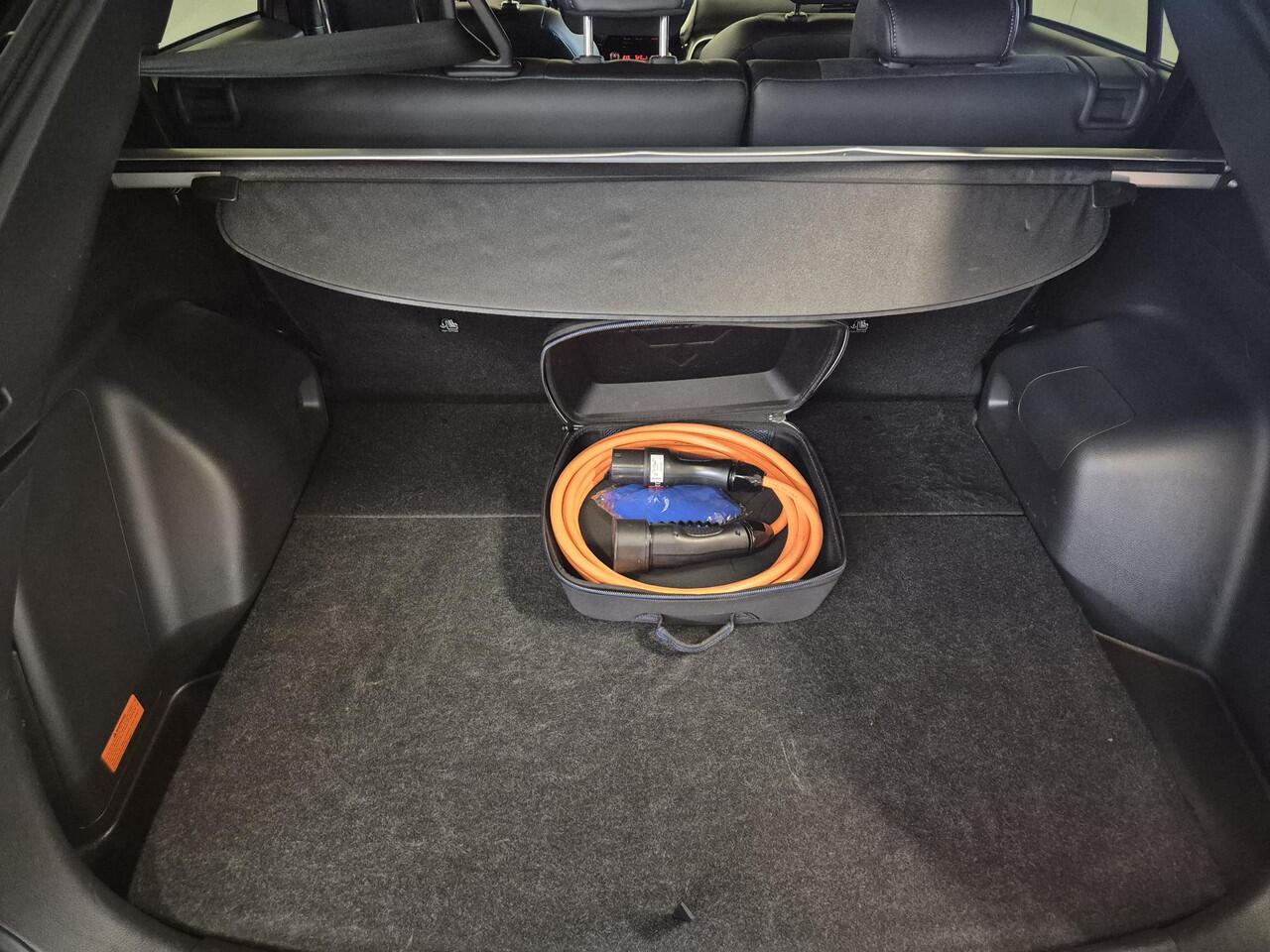 Mitsubishi ECLIPSE Cross 2.4 PHEV Intense+ | Navigatie | Achteruitrijcamera | Climate Control |