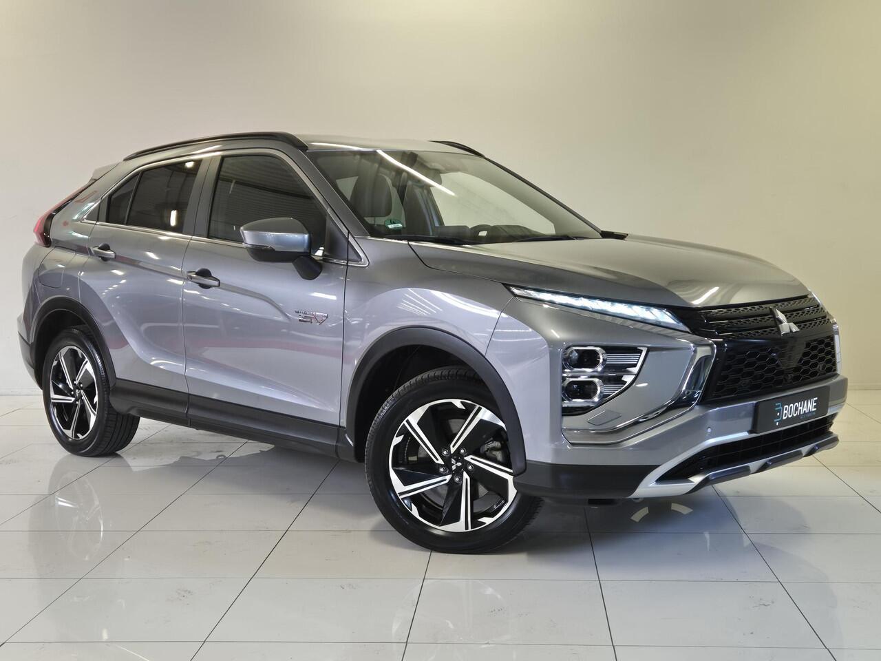 Mitsubishi ECLIPSE Cross 2.4 PHEV Intense+ | Navigatie | Achteruitrijcamera | Climate Control |