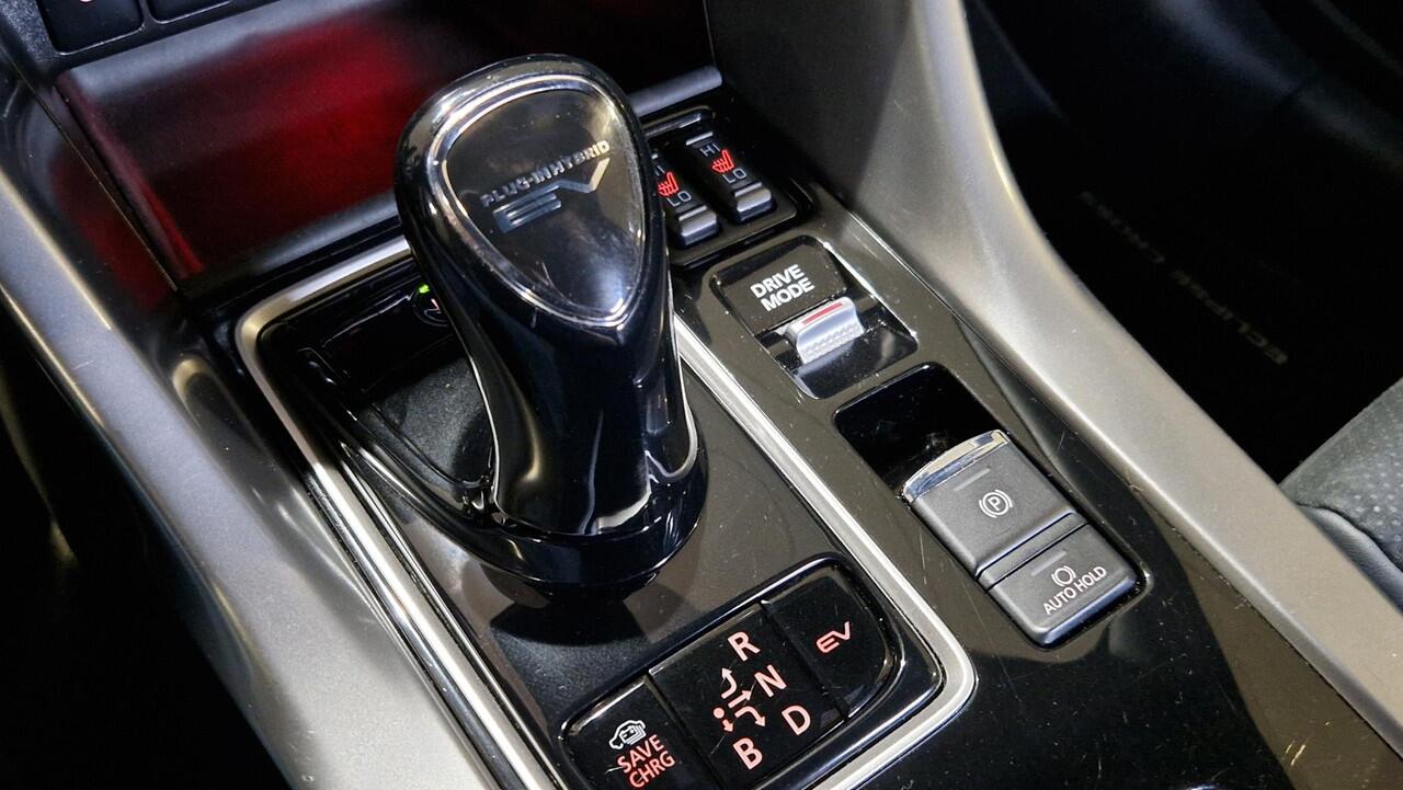 Mitsubishi ECLIPSE Cross 2.4 PHEV Black Edition