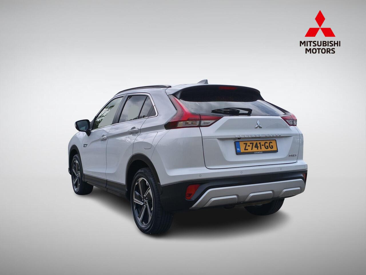 Mitsubishi ECLIPSE Cross 2.4 PHEV Intense+ | Navigatie | Camera | Stoelverwarming | Apple Carplay/Android Auto | Keyless Entry | LED Koplampen | Rijklaarprijs!