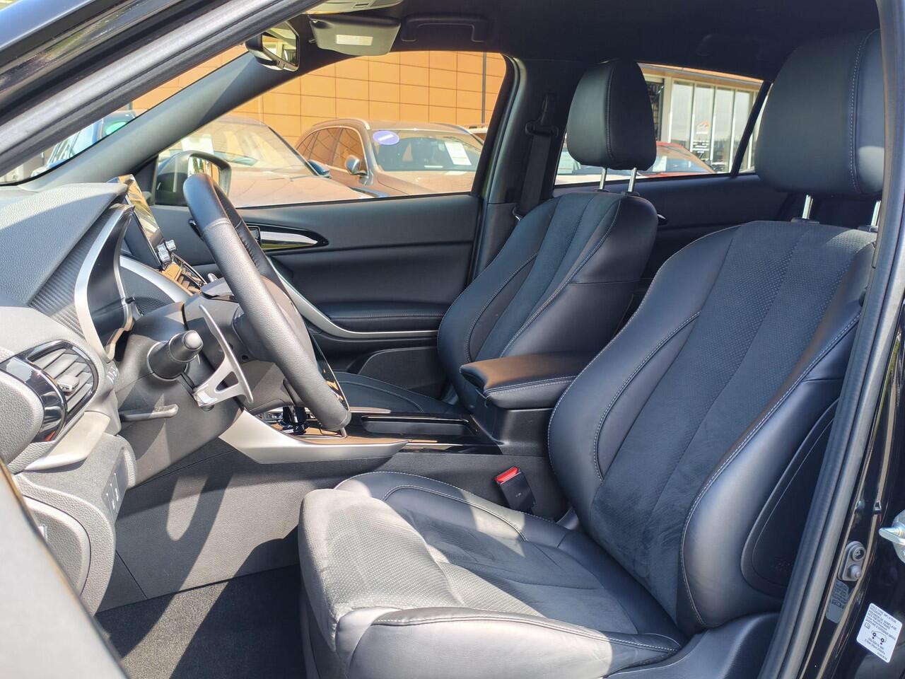 Mitsubishi ECLIPSE Cross 2.4 PHEV Executive | Stuur- + Stoelverwarming | Dodehoek Detectie | Adapt. Cruise Control | 360° Camera | Rijklaarprijs!