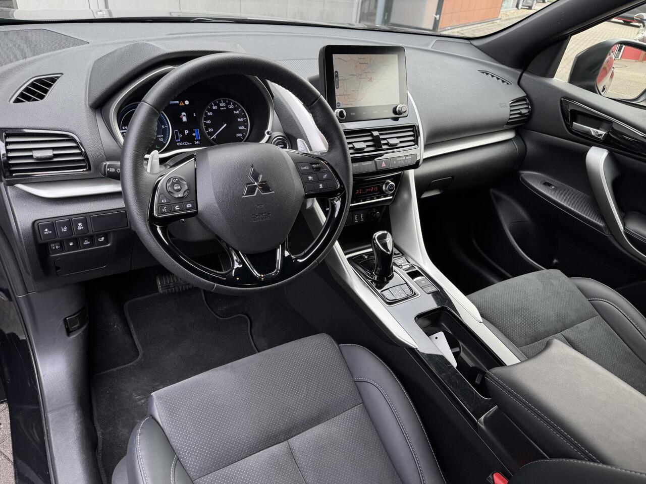 Mitsubishi ECLIPSE Cross 2.4 PHEV Executive | Stuur- + Stoelverwarming | Dodehoek Detectie | Adapt. Cruise Control | 360° Camera | Rijklaarprijs!