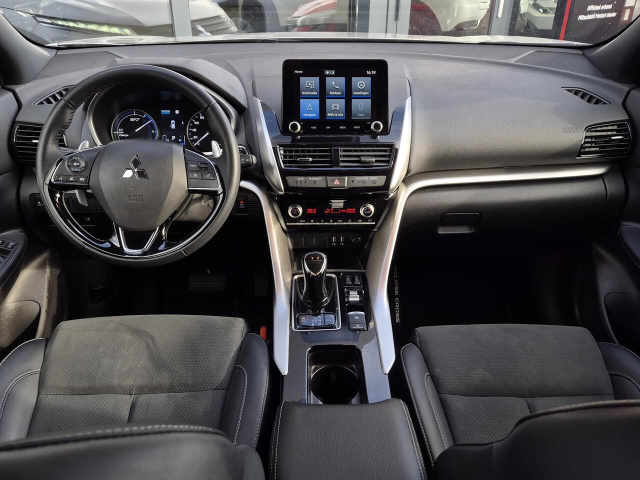 Mitsubishi ECLIPSE Cross 2.4 PHEV Intense+ | Zeer compleet | 1e eig |