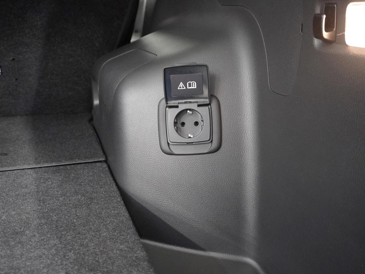 Mitsubishi ECLIPSE Cross 2.4 PHEV Black Edition | NL Auto | 360 Camera | Adaptive Cruise | Garantie tot 20-8-2032!