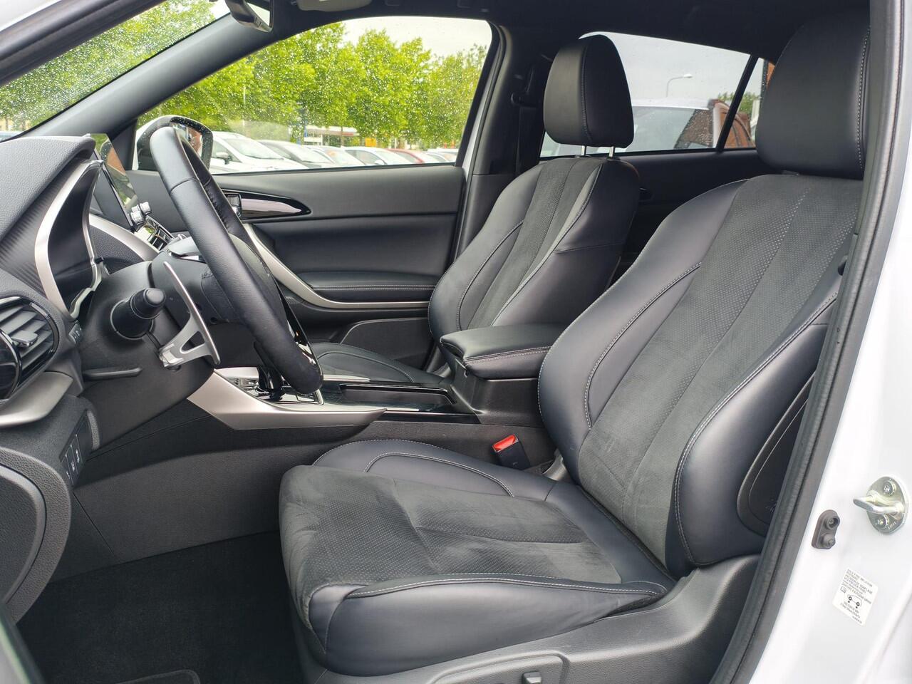 Mitsubishi ECLIPSE Cross 2.4 PHEV Intense+ | Navigatie | Camera | Stoelverwarming | Apple Carplay/Android Auto | Keyless Entry | LED Koplampen | Rijklaarprijs!