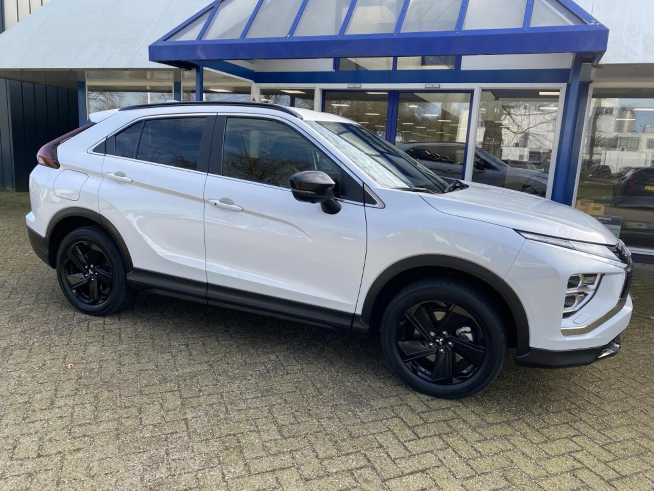 Mitsubishi ECLIPSE Cross Automaat navigatie le 2.4 PHEV Black ed.
