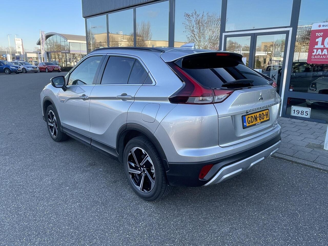 Mitsubishi ECLIPSE Cross 2.4 PHEV Intense+