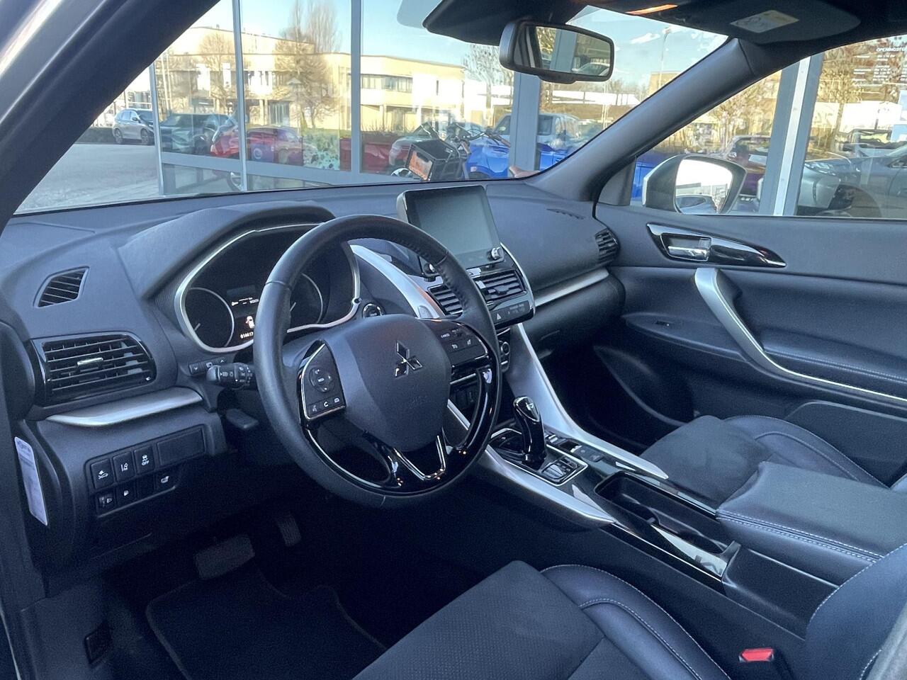 Mitsubishi ECLIPSE Cross 2.4 PHEV Intense+