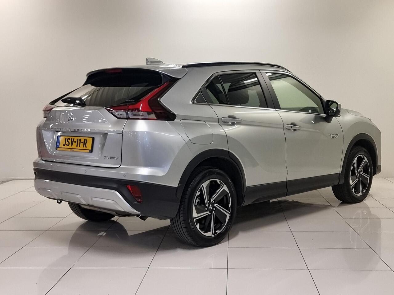 Mitsubishi ECLIPSE Cross 2.4 PHEV Intense+ | Navigatie | Achteruitrijcamera | Stoelverwarming |