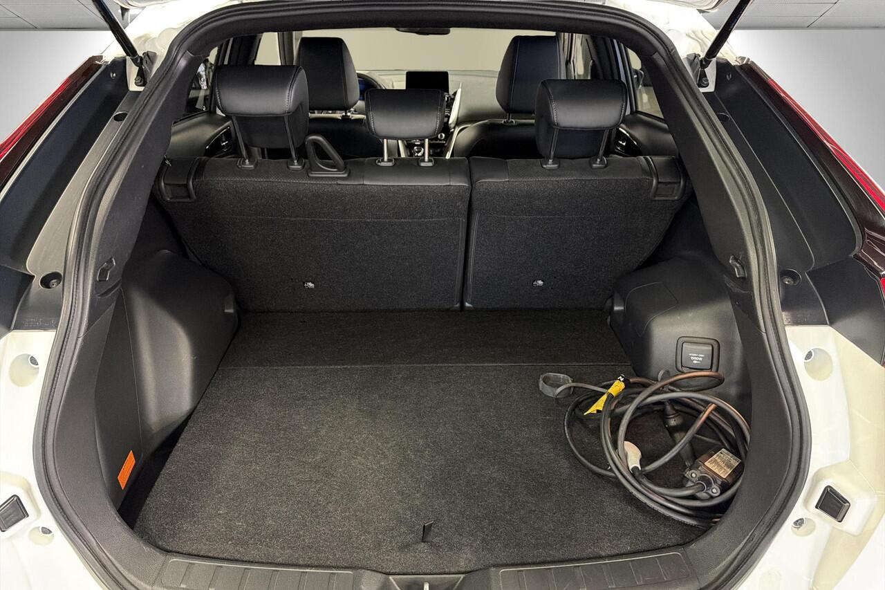 Mitsubishi ECLIPSE Cross 2.4 PHEV Executive 360 camera, Dodehoek sensoren, LED