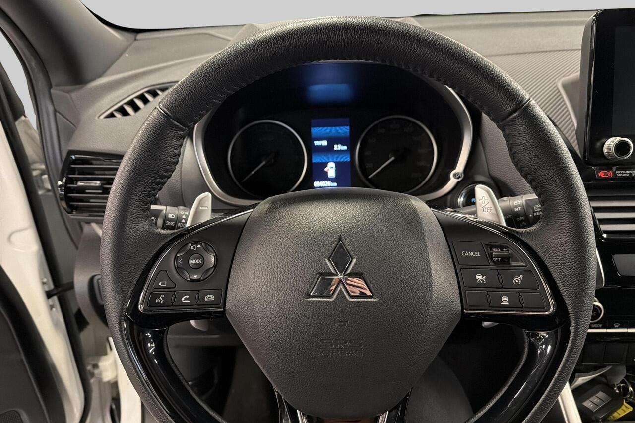 Mitsubishi ECLIPSE Cross 2.4 PHEV Executive 360 camera, Dodehoek sensoren, LED