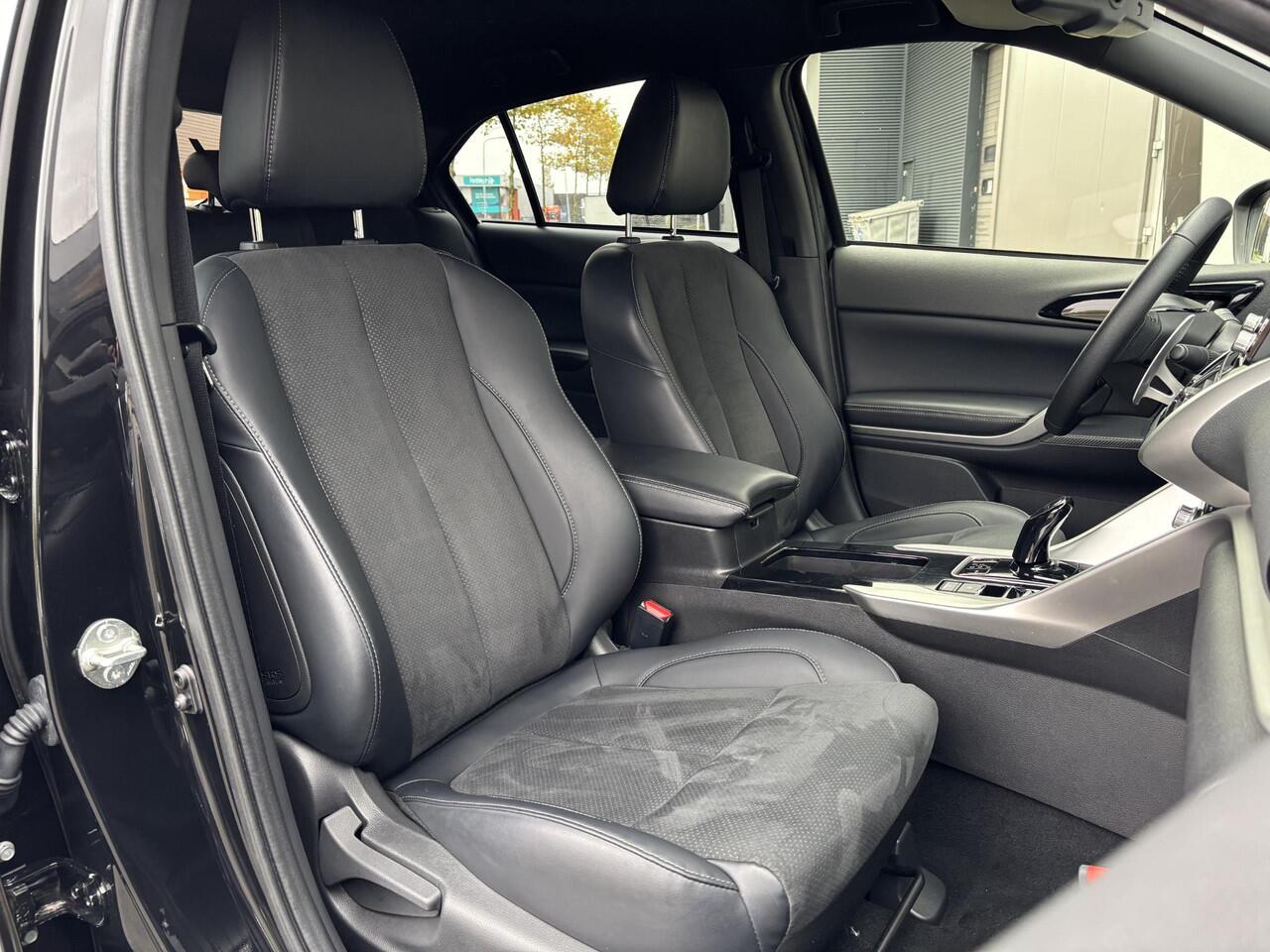 Mitsubishi ECLIPSE Cross 2.4 PHEV Intense+ | Navigatie | Camera | Stoelverwarming | Apple Carplay/Android Auto | Keyless Entry | LED Koplampen | Rijklaarprijs!