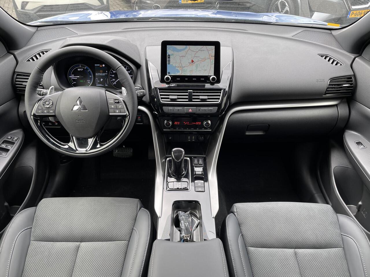 Mitsubishi ECLIPSE Cross 2.4 PHEV Black Edition incl. Trekhaak!