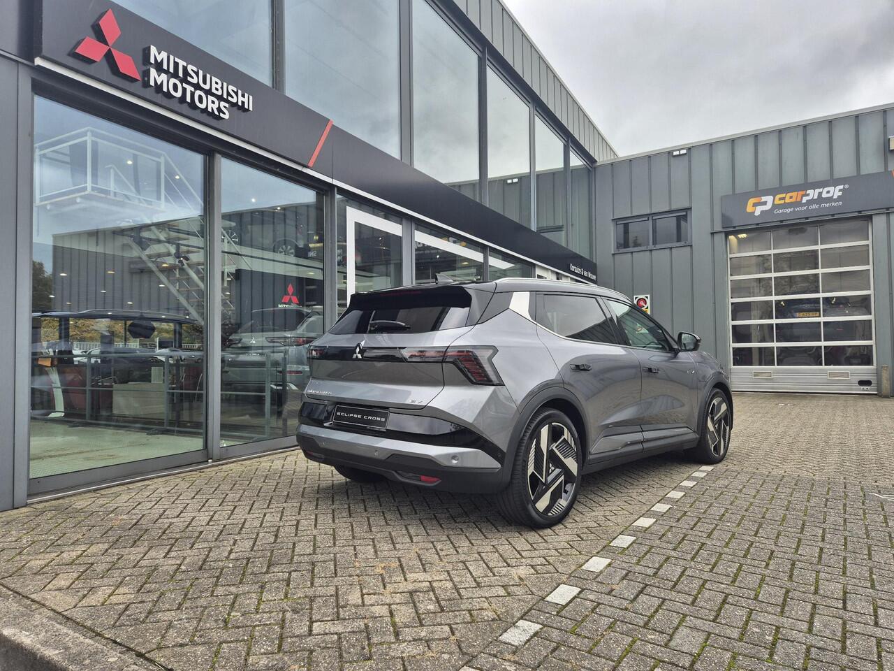 Mitsubishi ECLIPSE Cross Instyle 87 kWh