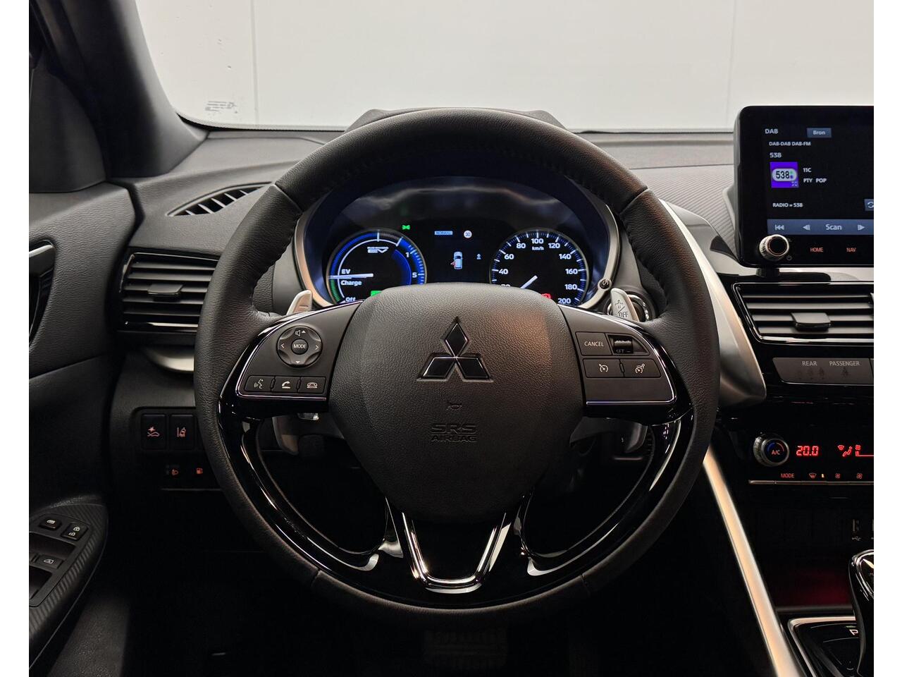 Mitsubishi ECLIPSE Cross 2.4 PHEV Intense+ | Standkachel | NL Auto! | 1e Eigenaar | Garantie tot 31-3-2033