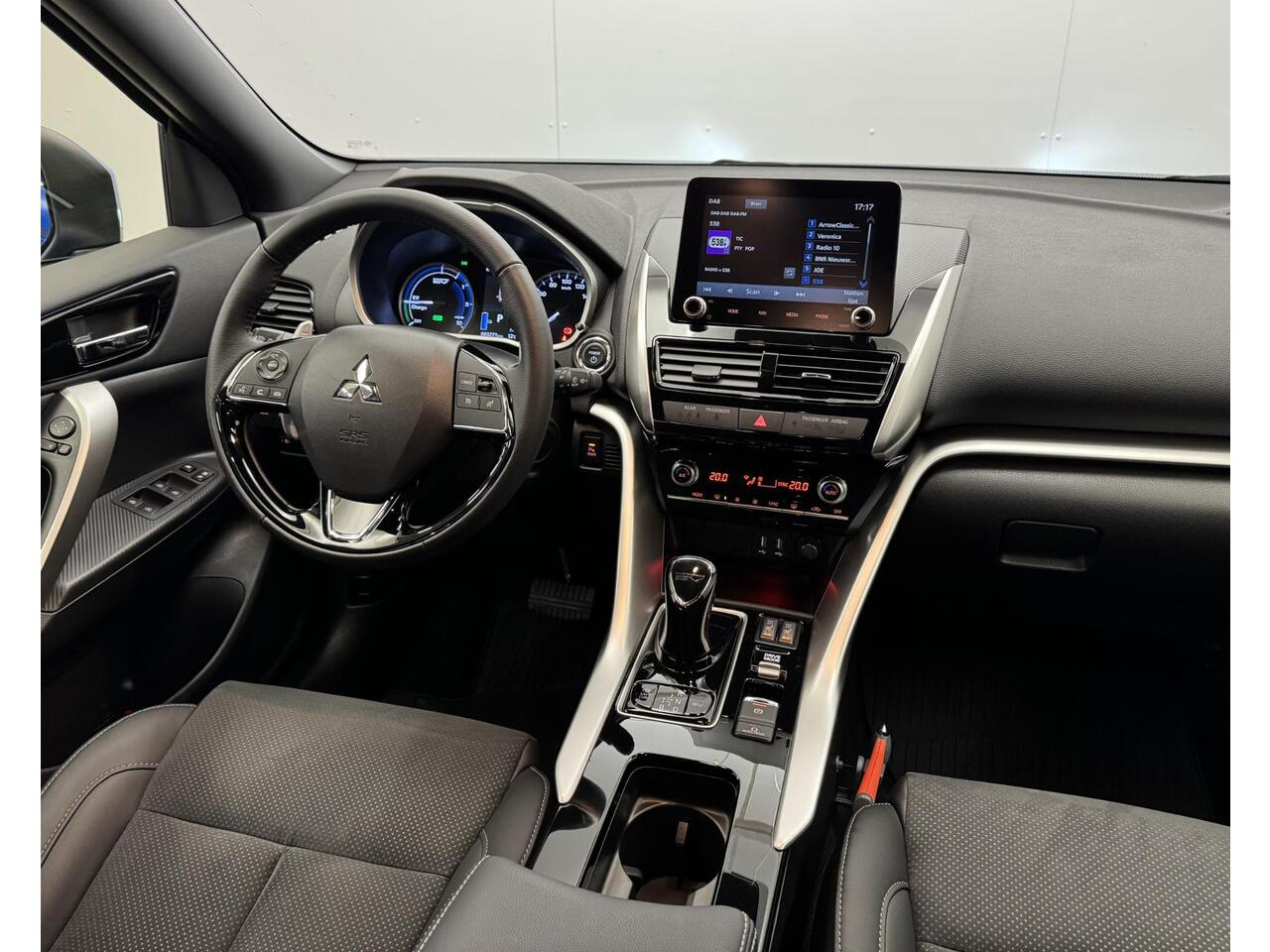 Mitsubishi ECLIPSE Cross 2.4 PHEV Intense+ | Standkachel | NL Auto! | 1e Eigenaar | Garantie tot 31-3-2033