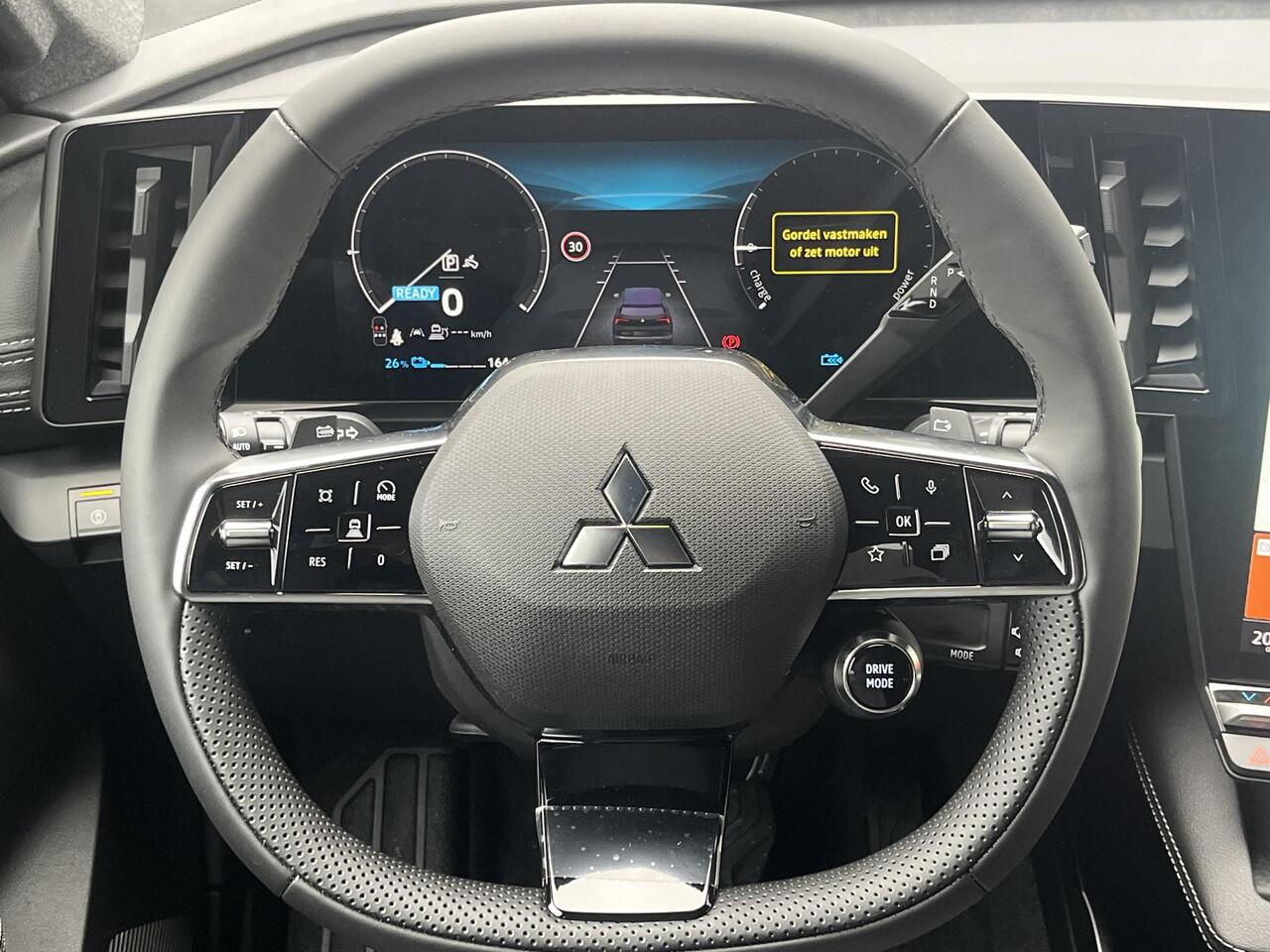 Mitsubishi ECLIPSE Cross Intense 87 kWh / ¤2000 introductiekorting / Nieuw Model! / 100% Elektrisch / 621 KM WLTP / 1.100 KG Trekgewicht / Achteruitrijcamera / Google Maps Navigatie / Stuur- & Stoelverwarming /