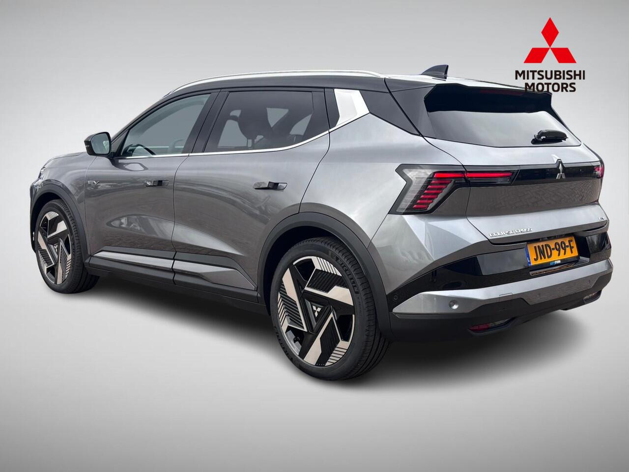 Mitsubishi ECLIPSE Cross Instyle 87 kWh NU IN DE SHOWROOM!