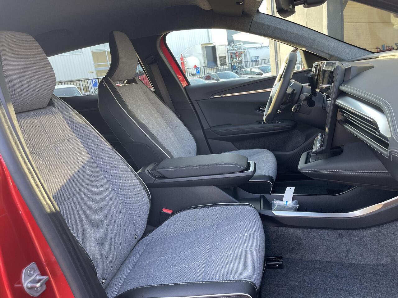 Mitsubishi ECLIPSE Cross Intense 87 kWh