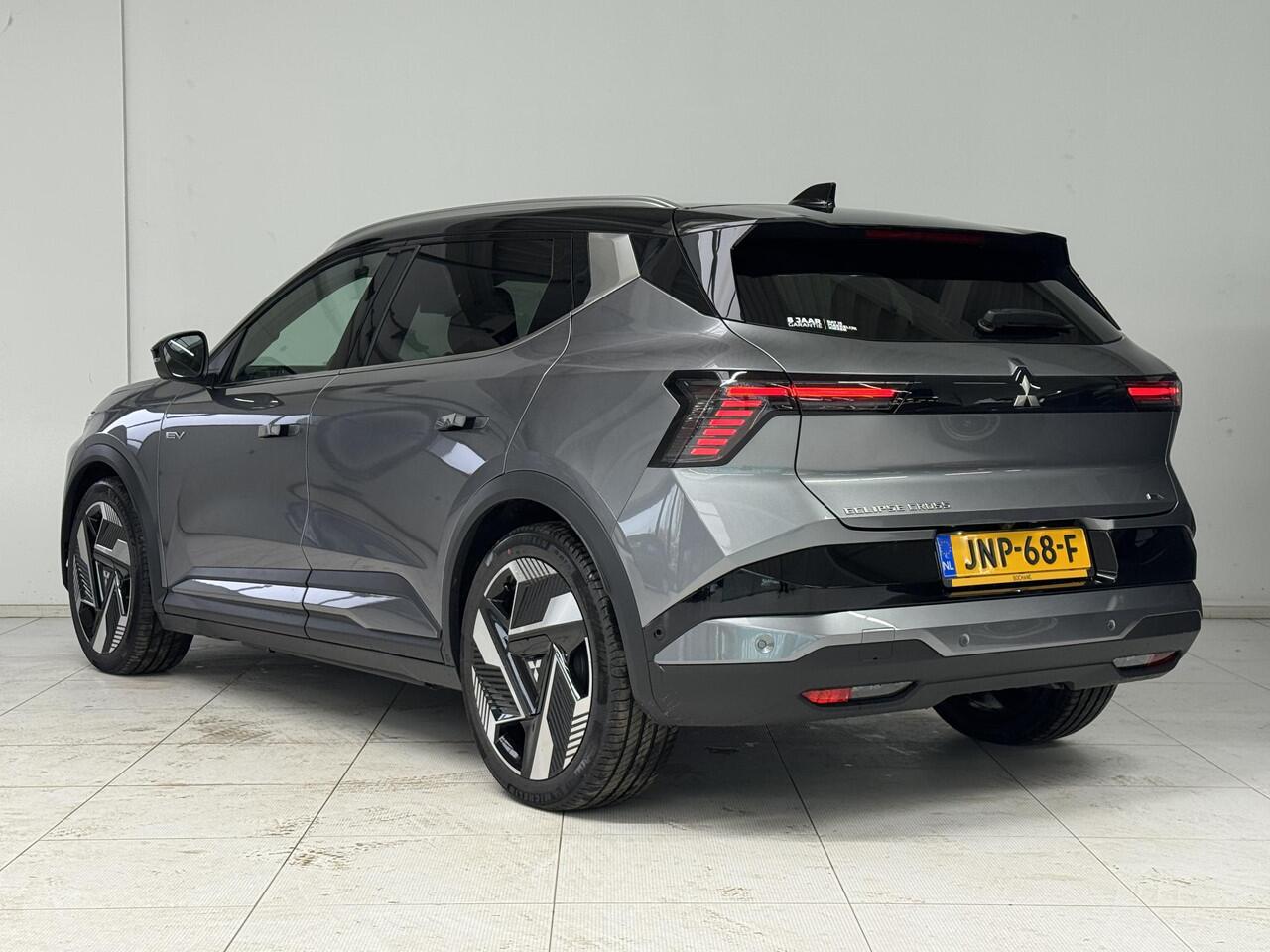 Mitsubishi ECLIPSE Cross Instyle 87 kWh | Demo 04-25 Leverbaar | Warmtepomp | Harman / Kardon | Solarbay Panoramadak | Cruise control adaptief | Stoel + stuurverwarming |