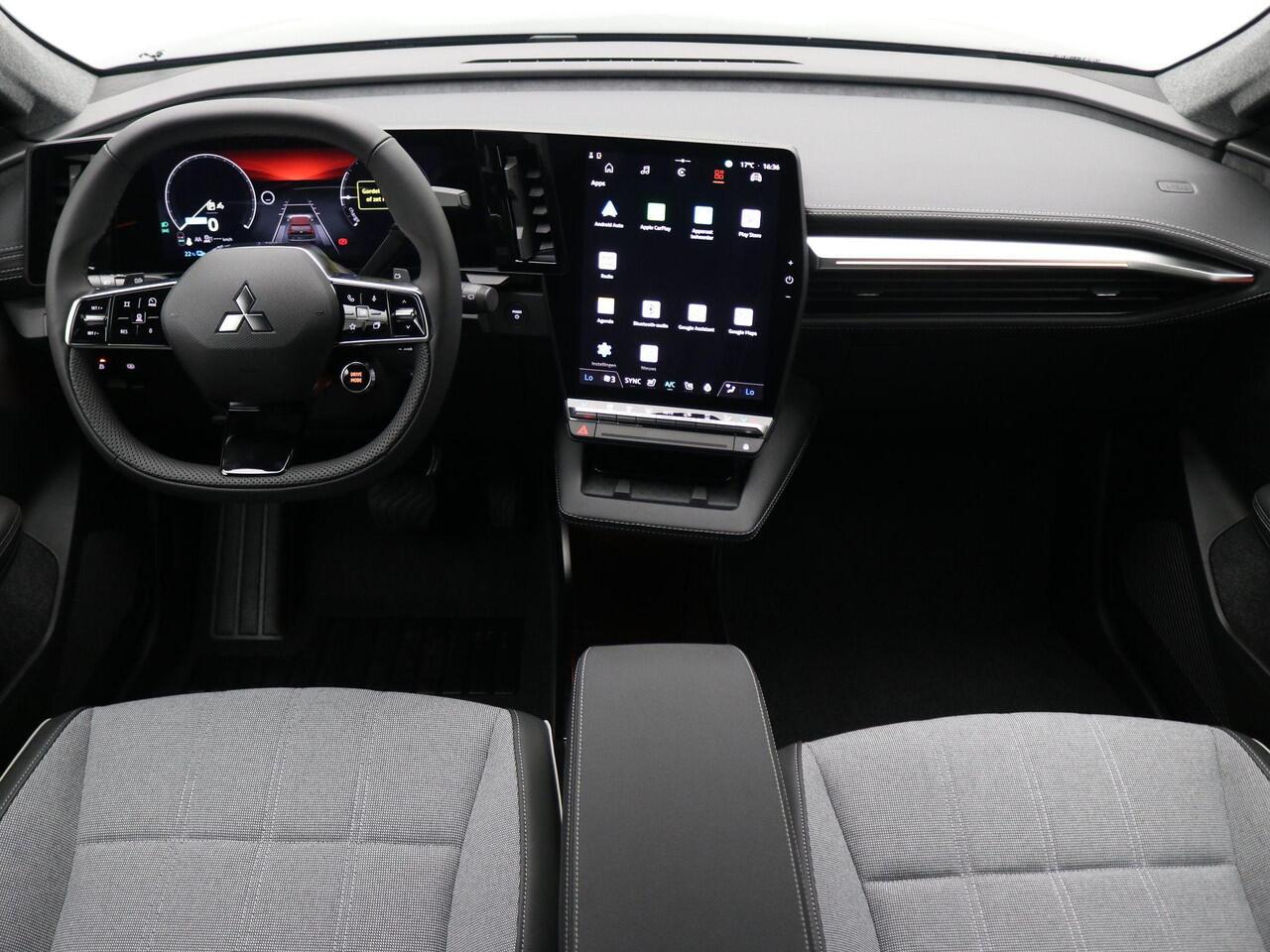 Mitsubishi ECLIPSE Cross Intense+ 87 kWh / ¤ 2.000 introductiekorting / Nieuw Model! / Rijklaarprijs / 100% Elektrisch / 621 KM WLTP / 1.100 KG Trekgewicht / Achteruitrijcamera / Google Maps Navigatie / Stuur- & Stoelverwarming /