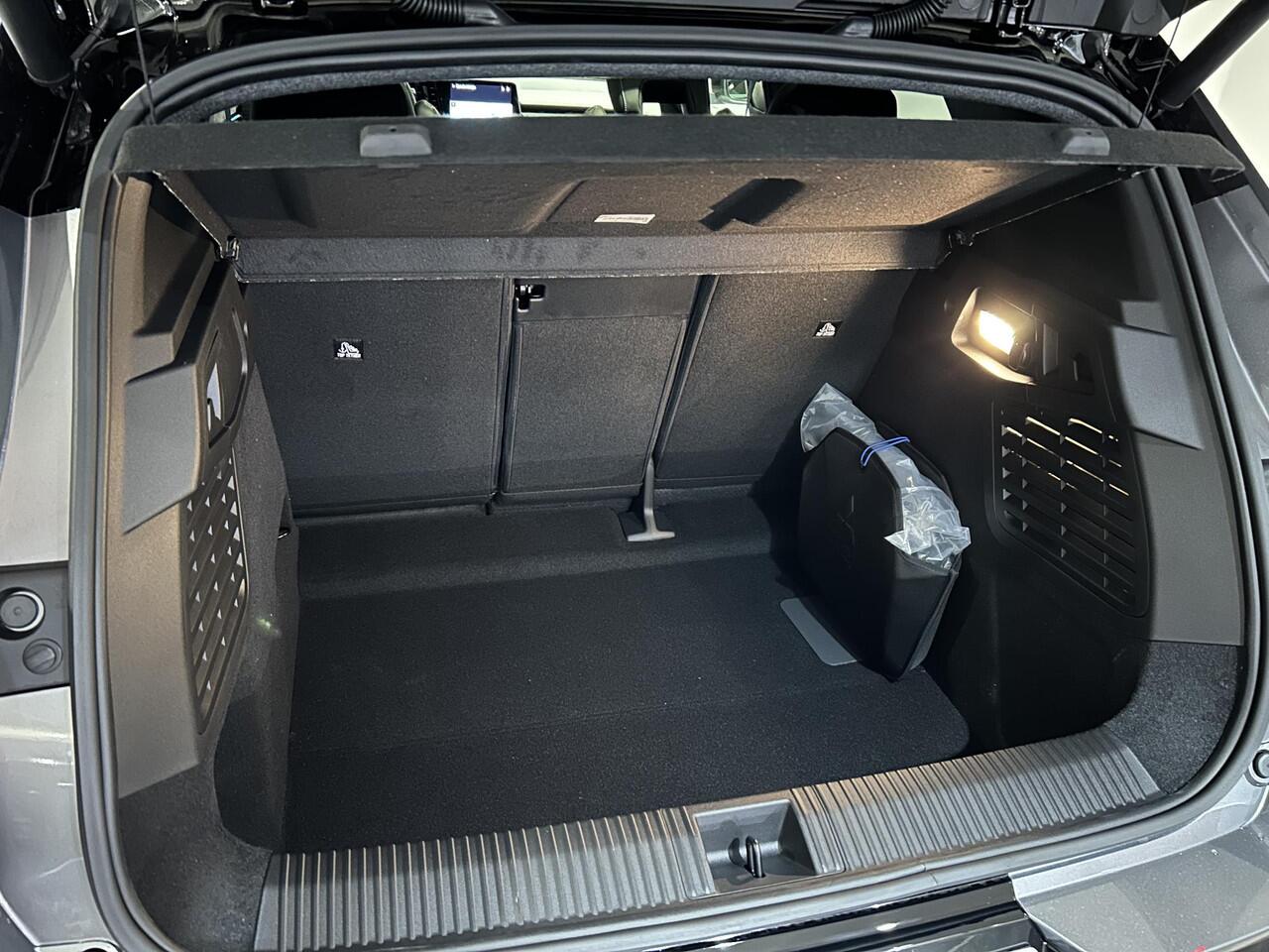 Mitsubishi ECLIPSE Cross Instyle 87 kWh | Demo 04-25 Leverbaar | Warmtepomp | Harman / Kardon | Panoramadak | Cruise control adaptief | Stoel + stuurverwarming |