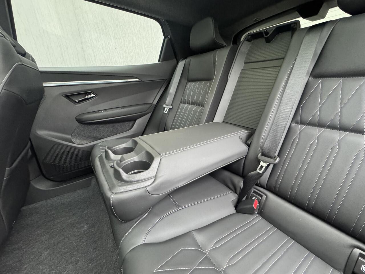 Mitsubishi ECLIPSE Cross Instyle 87 kWh + 22 kw lader / Nieuw Model! / 100% Elektrisch / 621 KM WLTP / 1.100 KG Trekgewicht / 8 jaar fabrieksgarantie