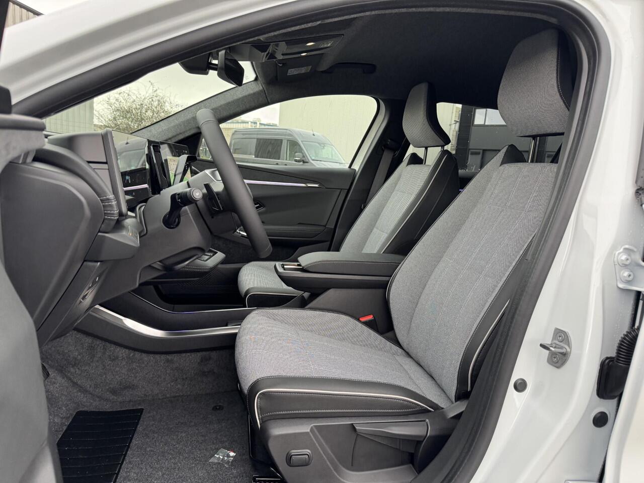 Mitsubishi ECLIPSE Cross Intense 87 kWh Nu nog met 17% Bijtelling!