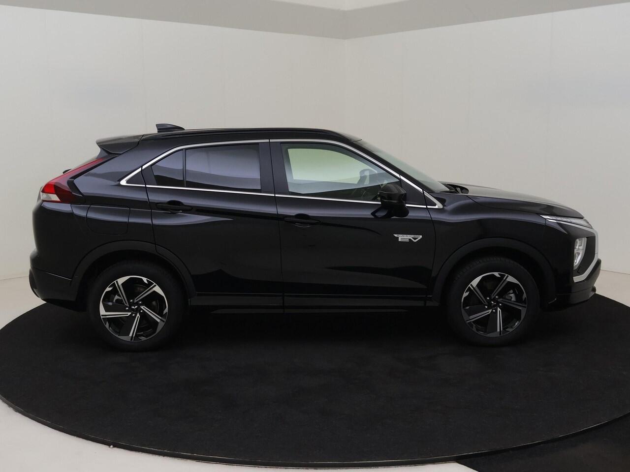 Mitsubishi ECLIPSE Cross 2.4 PHEV Black Edition