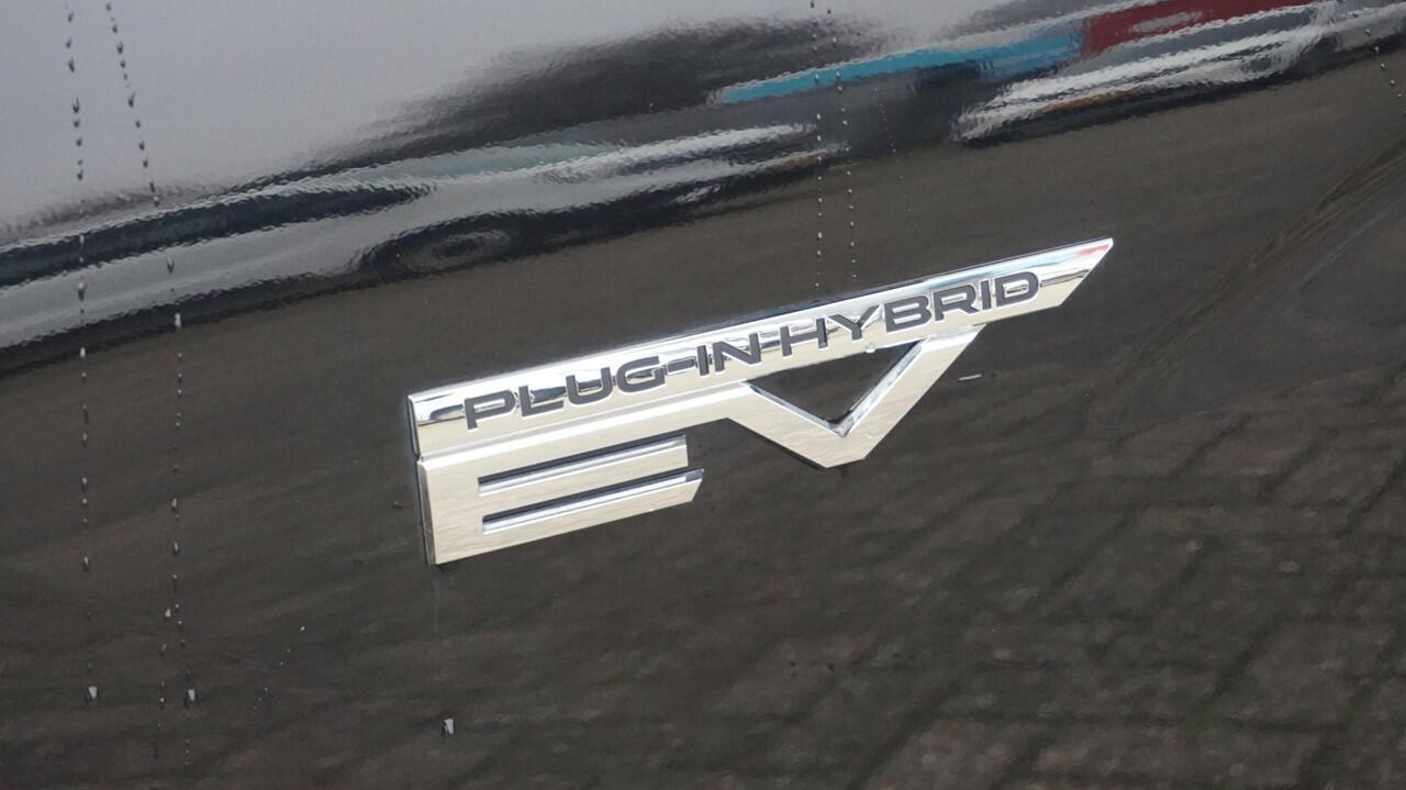 Mitsubishi ECLIPSE Cross 2.4 PHEV Executive