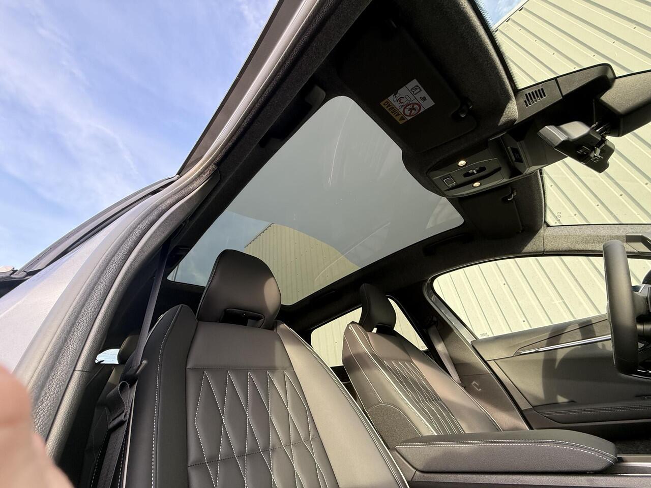 Mitsubishi ECLIPSE Cross Instyle 87 kWh / 625 KM WLTP / 8 Jaar Fabrieksgarantie / Lederen Bekleding / Panoramadak / Google Maps Navigatie / Harman/Kardon Audio / 360 Graden Camera / Stoel- en Stuurverwarming / Elektrisch Verstebare Stoel met Geheugen / Adaptive Cruise Contr