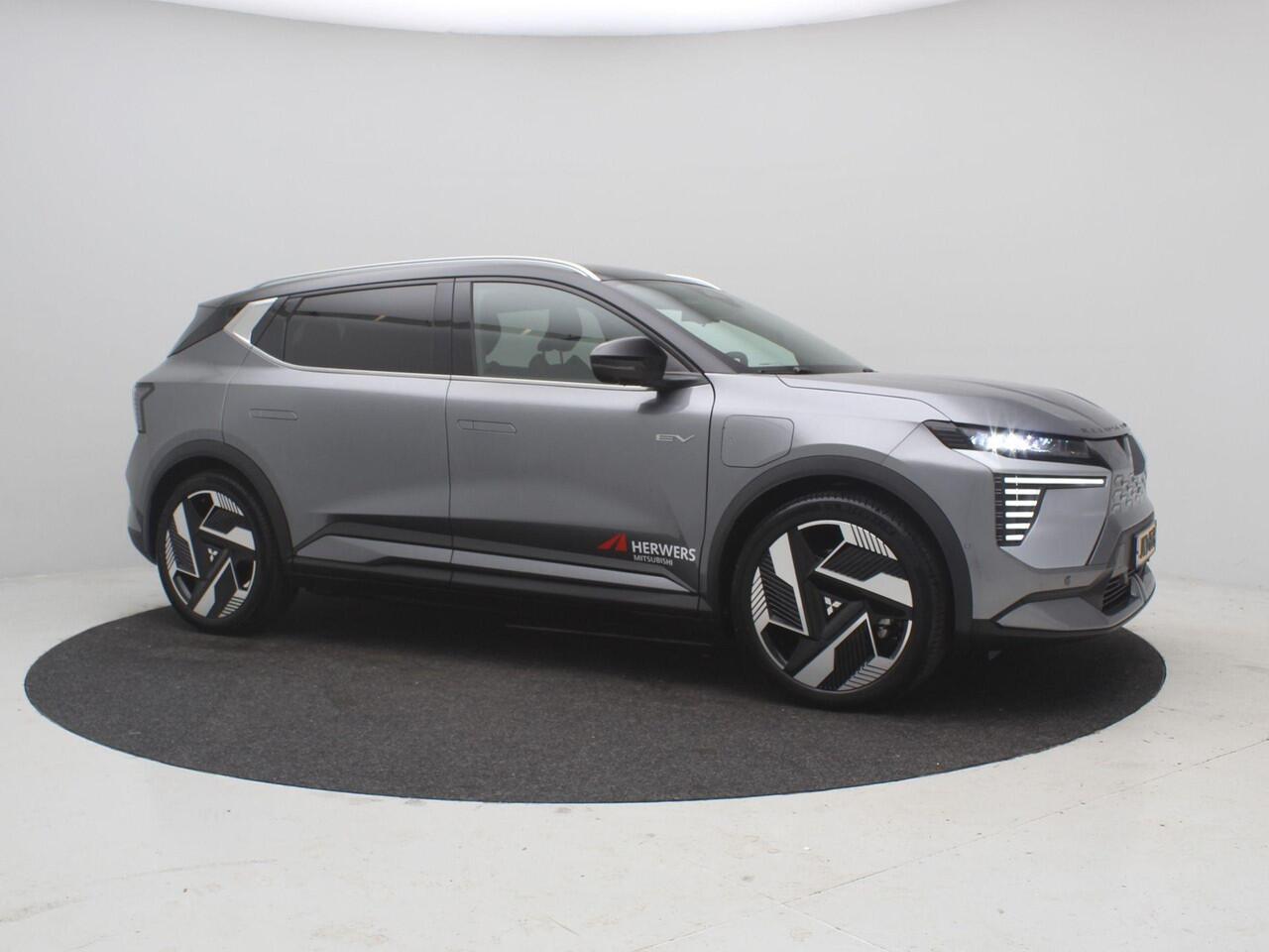 Mitsubishi ECLIPSE Cross Instyle 87 kWh / 100% Elektrisch / 625 KM WLTP / 1.100 KG Trekgewicht / 8 jaar fabrieksgarantie/ Panoramadak / Lederen bekleding / Google / Full Option /