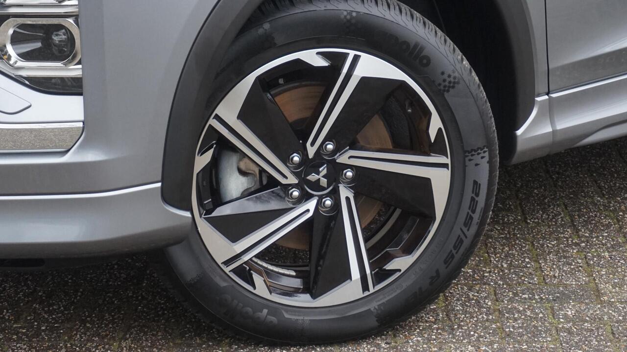 Mitsubishi ECLIPSE Cross 2.4 PHEV Executive