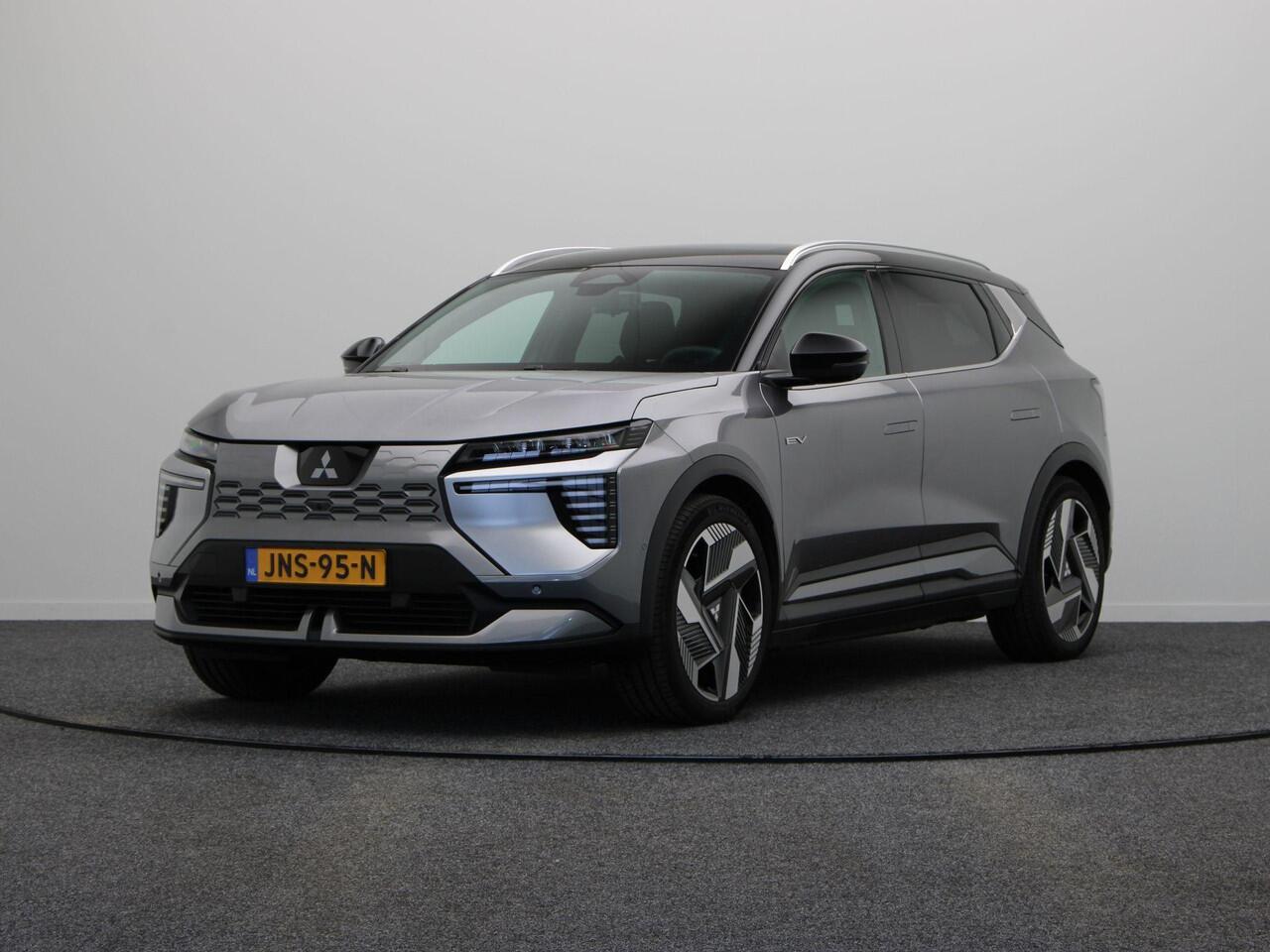 Mitsubishi ECLIPSE Cross Instyle 87 kWh | 8 jaar GARANTIE ! | Lederen Bekleding | Stoel en stuurwiel verwarming | Best.Stoel.Massage | Harman&Kardon |