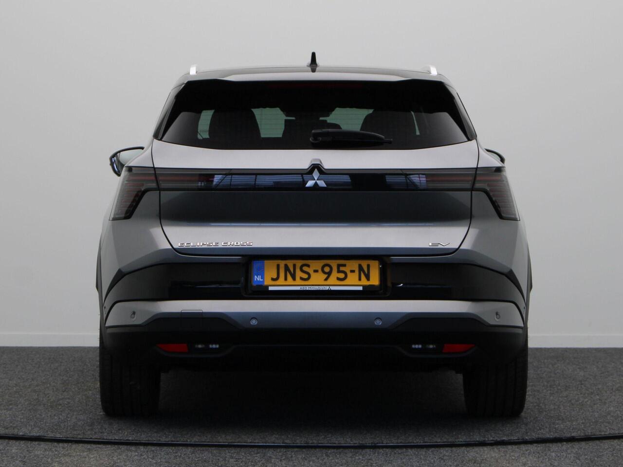 Mitsubishi ECLIPSE Cross Instyle 87 kWh | 8 jaar GARANTIE ! | Lederen Bekleding | Stoel en stuurwiel verwarming | Best.Stoel.Massage | Harman&Kardon |