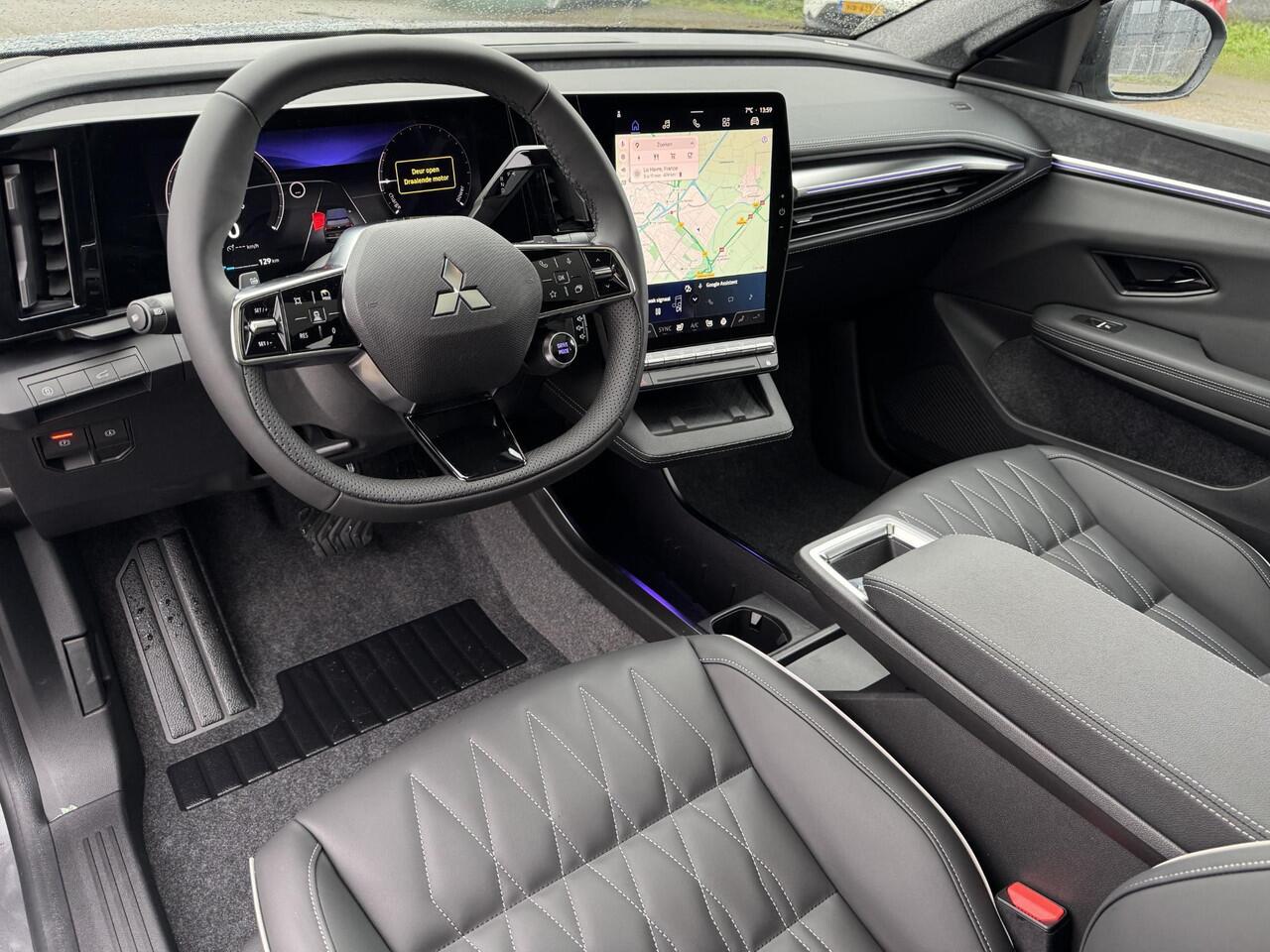 Mitsubishi ECLIPSE Cross Instyle 87 kWh