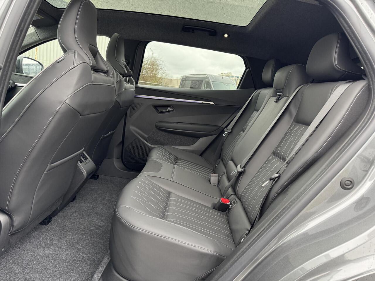 Mitsubishi ECLIPSE Cross Instyle 87 kWh