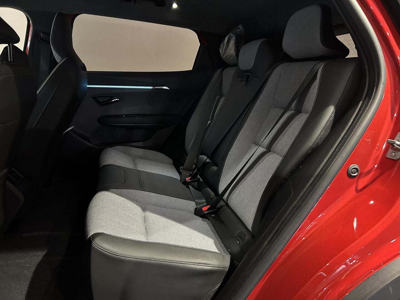 Mitsubishi ECLIPSE Cross Intense 87 kWh | Uit voorraad leverbaar | 8 jaar garantie