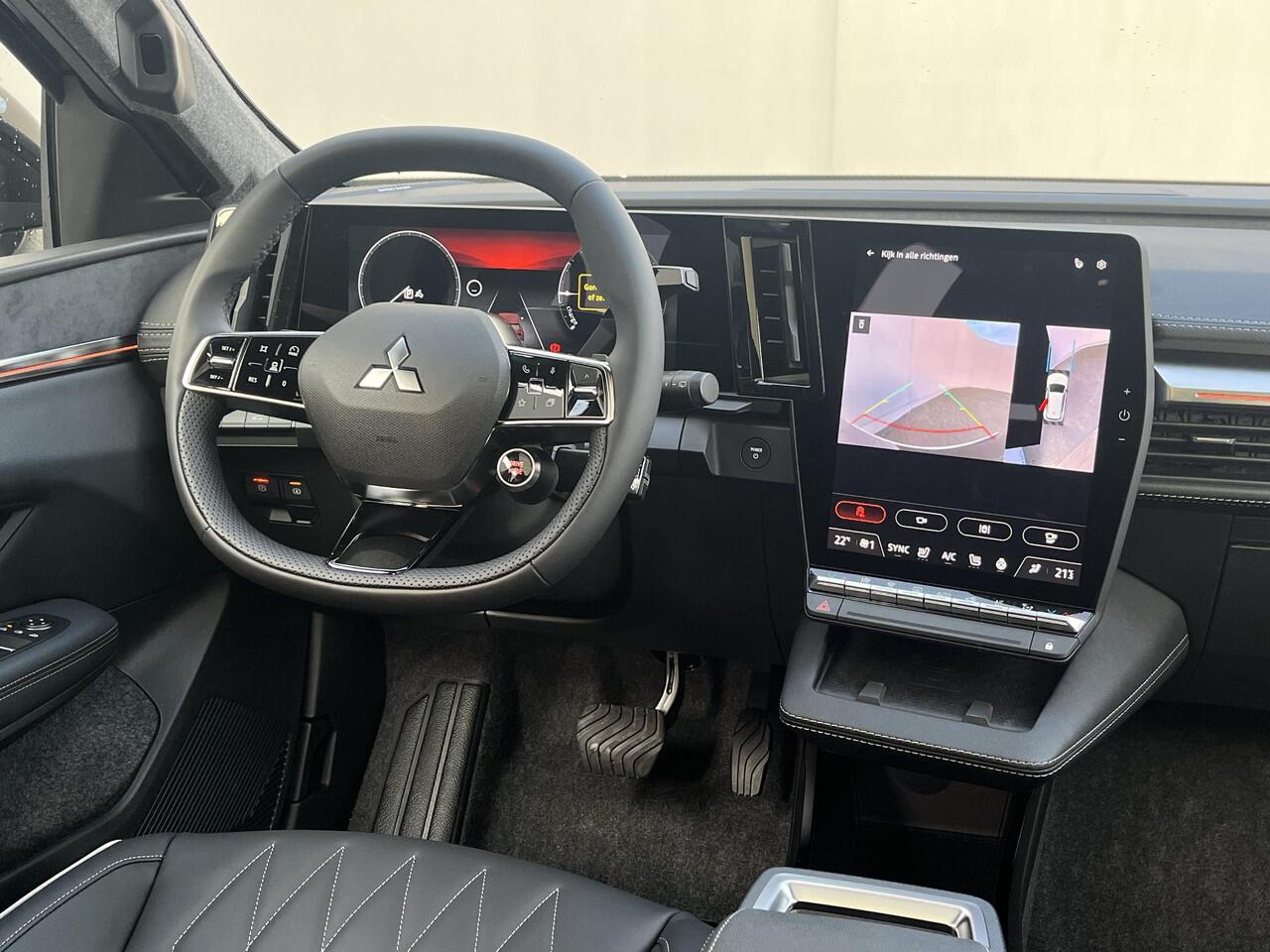 Mitsubishi ECLIPSE Cross Instyle 87 kWh / ¤4.000 introductiekorting / Nieuw Model! / 100% Elektrisch / 621 KM WLTP / 1.100 KG Trekgewicht / 8 jaar Fabrieksgarantie / Elektrochromatisch glazen Panoramadak / 360° Camera / Google Maps Navigatie / Stuurwiel- en Stoelverwarming 