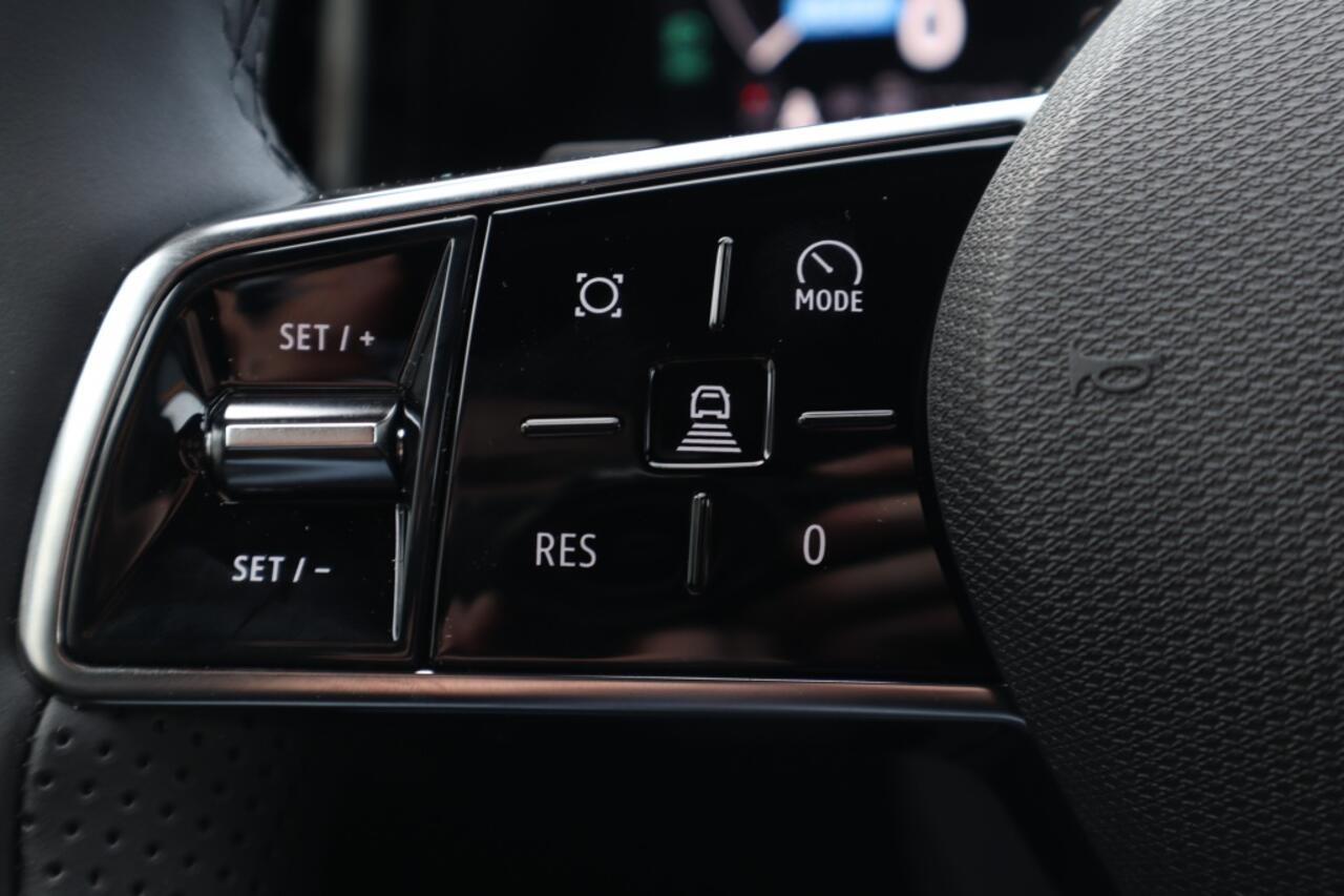 Mitsubishi ECLIPSE Cross Intense+ 87 kWh