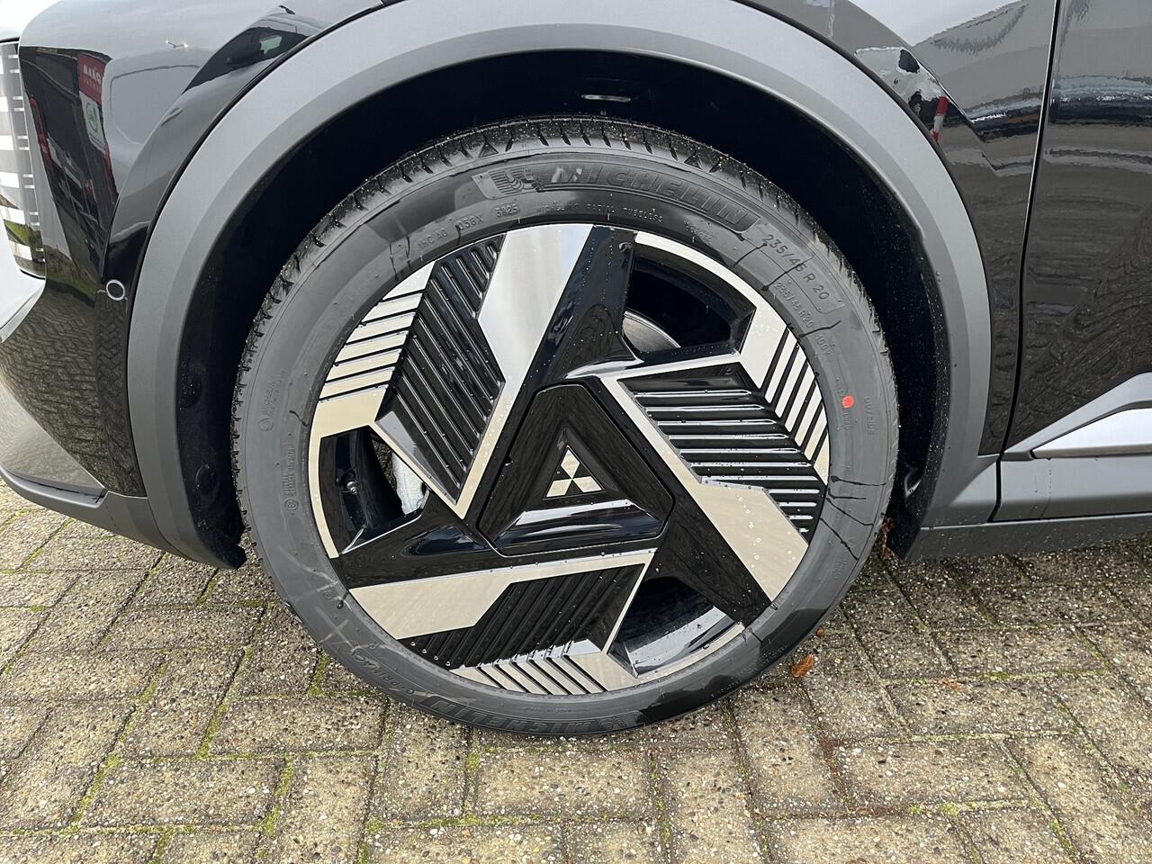 Mitsubishi ECLIPSE Cross Instyle 87 kWh / ¤4.000 introductiekorting / Nieuw Model! / 100% Elektrisch / 621 KM WLTP / 1.100 KG Trekgewicht / 8 jaar fabrieksgarantie