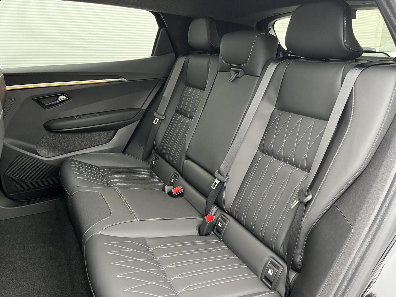 Mitsubishi ECLIPSE Cross Instyle 87 kWh / ¤4.000 introductiekorting / Nieuw Model! / 100% Elektrisch / 621 KM WLTP / 1.100 KG Trekgewicht / 8 jaar fabrieksgarantie