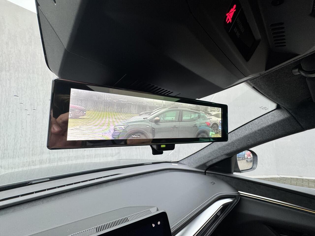 Mitsubishi ECLIPSE Cross Instyle 87 kWh / ¤4.000 introductiekorting / 100% Elektrisch / 625 KM WLTP / 1.100 KG Trekgewicht / 8 jaar fabrieksgarantie/ Panoramadak / Lederen bekleding / Google / Full Option /