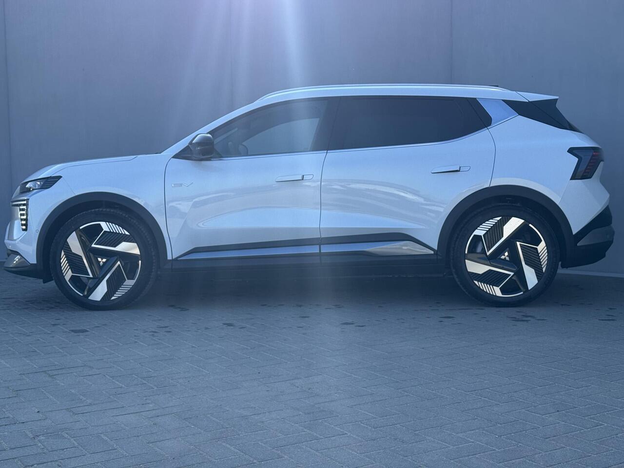 Mitsubishi ECLIPSE Cross Instyle 87 kWh / ¤4.000 introductiekorting / 100% Elektrisch / 625 KM WLTP / 1.100 KG Trekgewicht / 8 jaar fabrieksgarantie/ Panoramadak / Lederen bekleding / Google / Full Option /