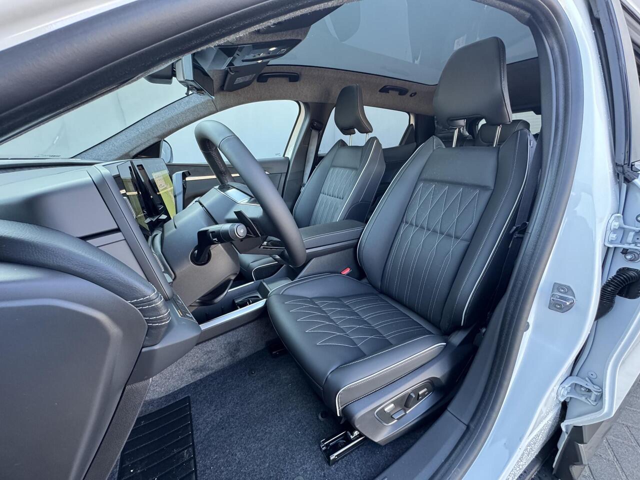 Mitsubishi ECLIPSE Cross Instyle 87 kWh / ¤4.000 introductiekorting / 100% Elektrisch / 625 KM WLTP / 1.100 KG Trekgewicht / 8 jaar fabrieksgarantie/ Panoramadak / Lederen bekleding / Google / Full Option /