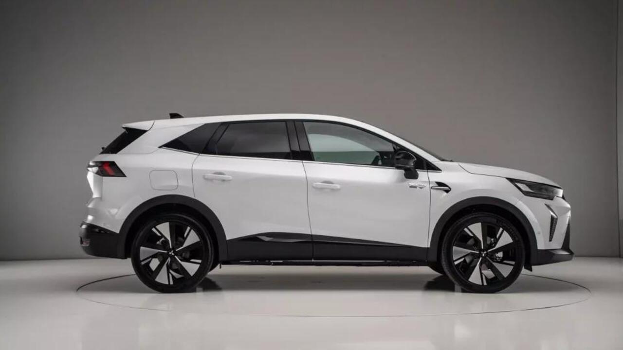 Mitsubishi GRANDIS 1.8 HEV First Edition Nieuw te bestellen , foto's kunnen afwijken , verwacht 2026